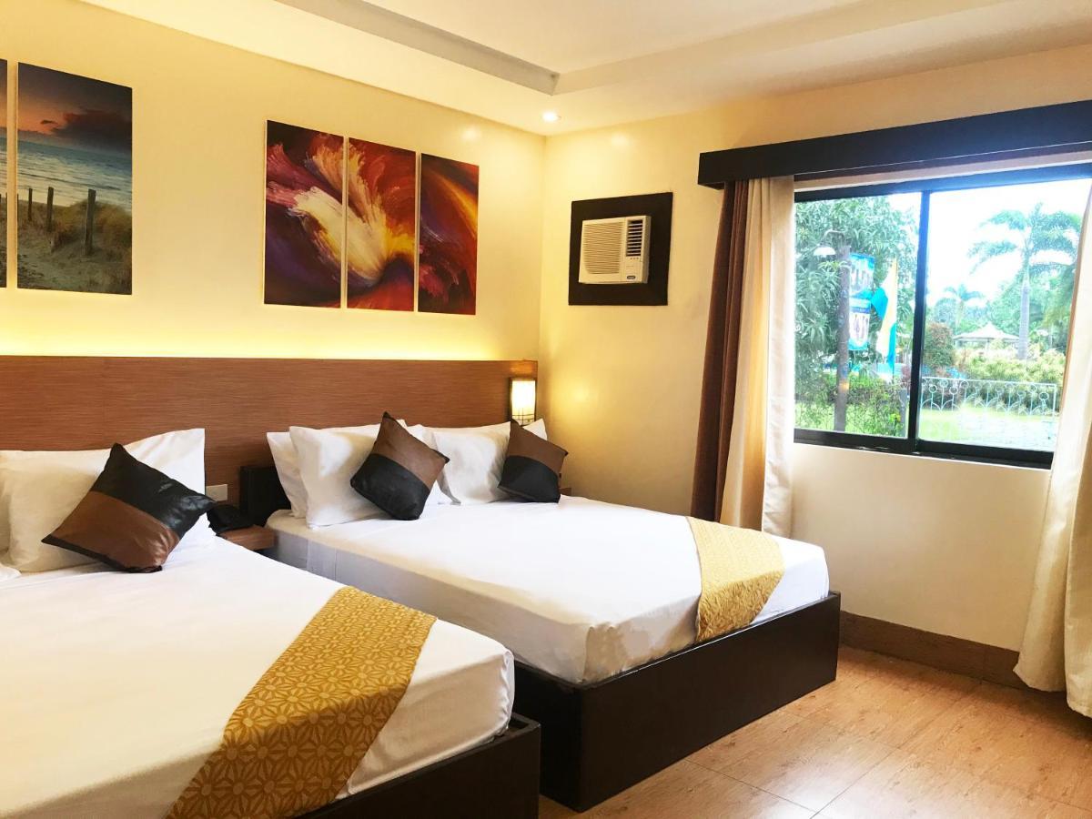 Klir Waterpark Resort And Hotels Guiguinto Экстерьер фото